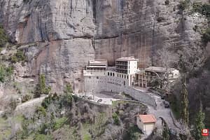 Ιερά Μονή του Μεγάλου Σπηλαίου – Καλάβρυτα Αχαΐας (βίντεο)