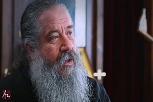 «Μην κυλιόμαστε στα χαμηλά» – π. Γεώργιος Σχοινάς