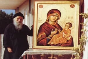 Όσιος Πορφύριος: «Θα ‘ρθει εποχή που θα σας δώσουνε όλους μία κάρτα…»