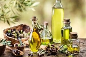 Μεσογειακή διατροφή: Ελαιόλαδο και ελιές στο καθημερινό τραπέζι