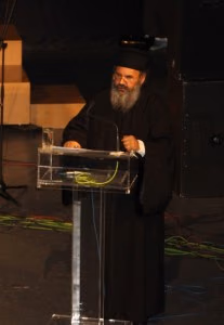 ΜΕ ΟΠΛΟ ΤΟΝ ΣΤΑΥΡΟ 1